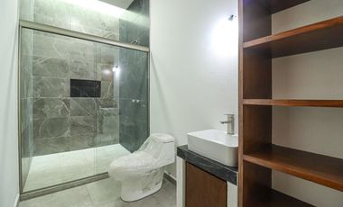 ESPECTACULAR CASA EN EXCLUSIVO FRACC EN BURGOS