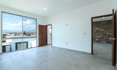 ESPECTACULAR CASA EN EXCLUSIVO FRACC EN BURGOS