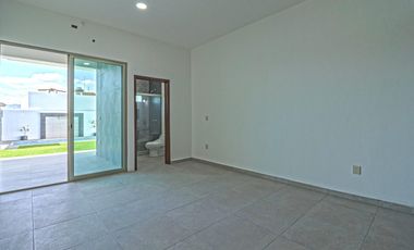 ESPECTACULAR CASA EN EXCLUSIVO FRACC EN BURGOS