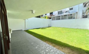 Se vende espectacular casa en Obarrio. (MM)