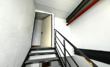 Amplia Bodega en Alquiler en Centro Industrial en Vía Tocumen  719 Mt2