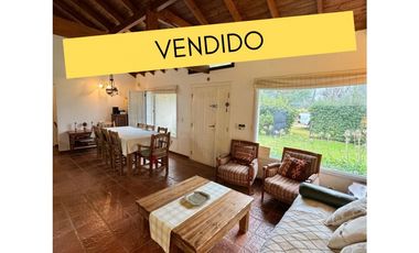 IMPECABLE CHALET 3 DORMITORIOS 2 BAÑOS EN UNA SOLA PLANTA
