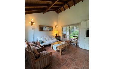 IMPECABLE CHALET 3 DORMITORIOS 2 BAÑOS EN UNA SOLA PLANTA