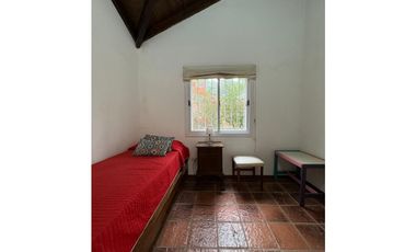 IMPECABLE CHALET 3 DORMITORIOS 2 BAÑOS EN UNA SOLA PLANTA
