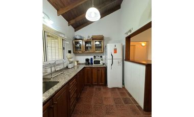 IMPECABLE CHALET 3 DORMITORIOS 2 BAÑOS EN UNA SOLA PLANTA