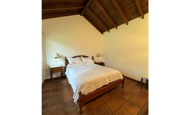 IMPECABLE CHALET 3 DORMITORIOS 2 BAÑOS EN UNA SOLA PLANTA