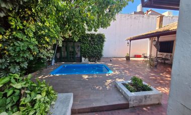 VENTA DE CASA EN Caseros