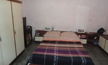 VENTA DE CASA EN Caseros