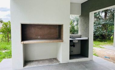 Casa en venta en Miralagos