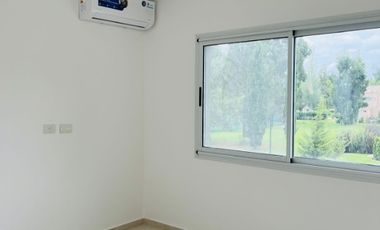 Casa en venta en Miralagos