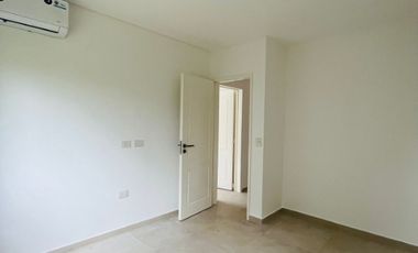 Casa en venta en Miralagos