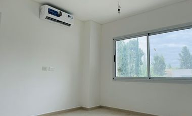 Casa en venta en Miralagos