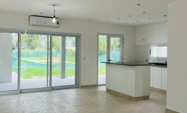 Casa en venta en Miralagos