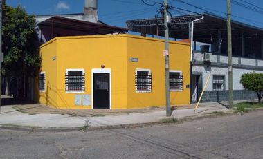 VENTA DE CASA EN Caseros