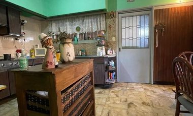 Casa en venta en Moron Sur