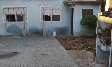 VENTA DE CASA EN Caseros