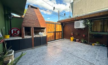 VENTA DE CASA EN Caseros