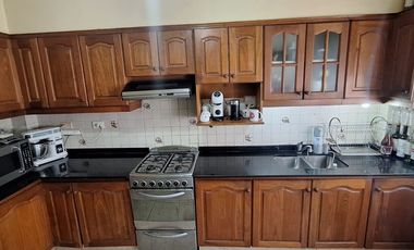 VENTA DE CASA EN Caseros