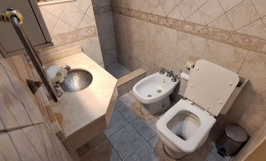 VENTA DE CASA EN Caseros