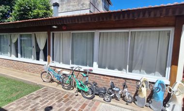 VENTA DE CASA EN Caseros