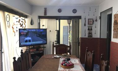 VENTA DE CASA EN Caseros