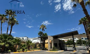 Venta de terreno con excedente en Rincones de San Francisco