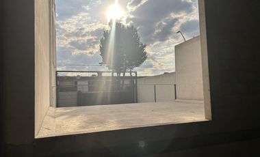 Renta Local Plaza Leona 125 m2 Metepec, Estado de México