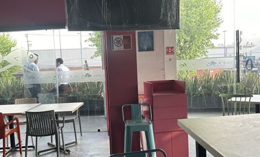 Renta Local Plaza Leona 250 m2 Metepec, Estado de México