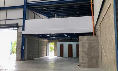 Bodega en centro logístico CONDINA