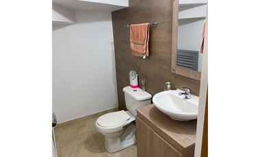 Casa dúplex remodelada en conjunto, sector Galicia-Cerritos, Pereira