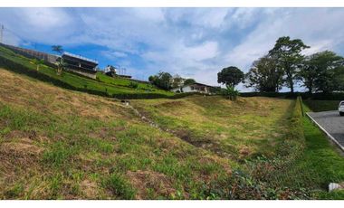 Lote a 2 minutos de la vía La Romelia-El Pollo