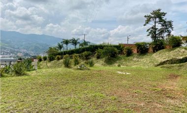 Se vende Lote en Dosquebradas