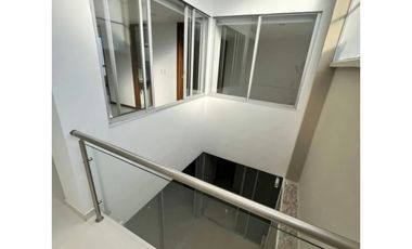 EN VENTA ESPECTACULAR CASA DUPLEX