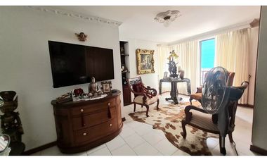 EN VENTA AMPLIO APARTAMENTO EN EL CENTRO DE PEREIRA.