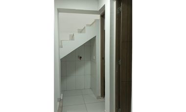 Casa con Local comercial/Centro Pereira