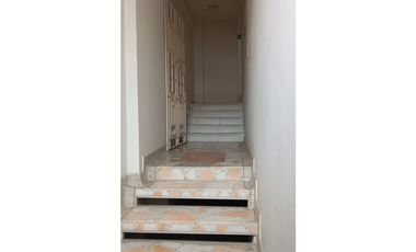 Casa con Local comercial/Centro Pereira