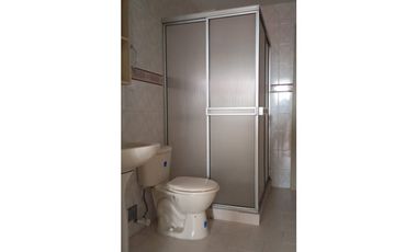 Casa con Local comercial/Centro Pereira