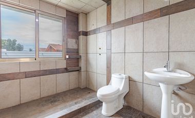 HERMOSO JARDIN  CON EDIFICIO EN VENTA IZTAPALAPA