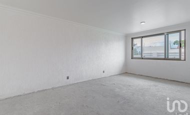 HERMOSO JARDIN  CON EDIFICIO EN VENTA IZTAPALAPA