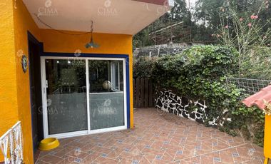 Venta casa en María Candelaria Huitzilac - V329