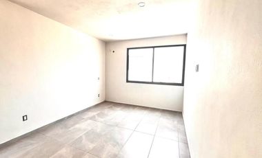 HERMOSA CASA EN VENTA PARQUES VALLARTA !!