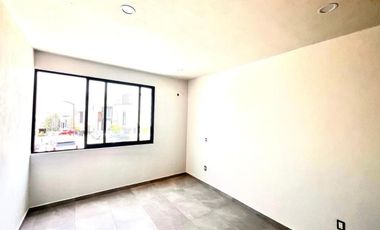 HERMOSA CASA EN VENTA PARQUES VALLARTA !!