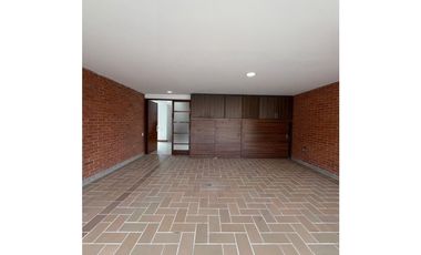 Casa Duplex en Arriendo en Envigado Sector Los Benedictinos