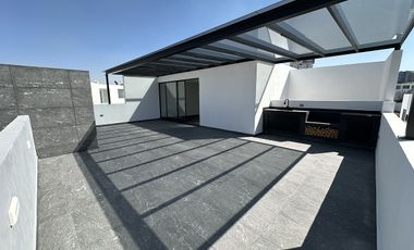 Venta Casa en Lomas de Angelopolis , Puebla.