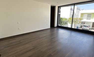 Venta Casa en Lomas de Angelopolis , Puebla.