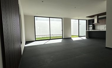 Venta Casa en Lomas de Angelopolis , Puebla.