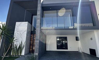 Venta Casa en Lomas de Angelopolis , Puebla.