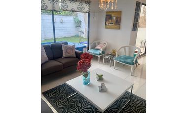 Venta Casa Poblado Loma de los González Medellín