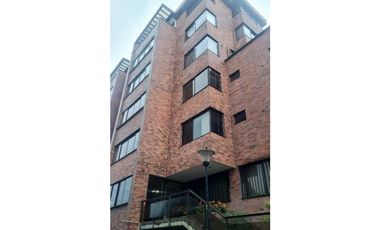 Amplio apartamento en lamos Pereira