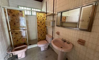 Casa esquinera de una planta en venta Barrio Las Mercedes Palmira